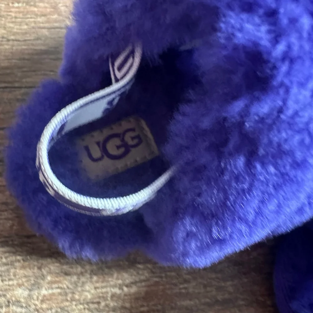 Baby UGG Purple Fluff Yeah Slide Slippers Size 2